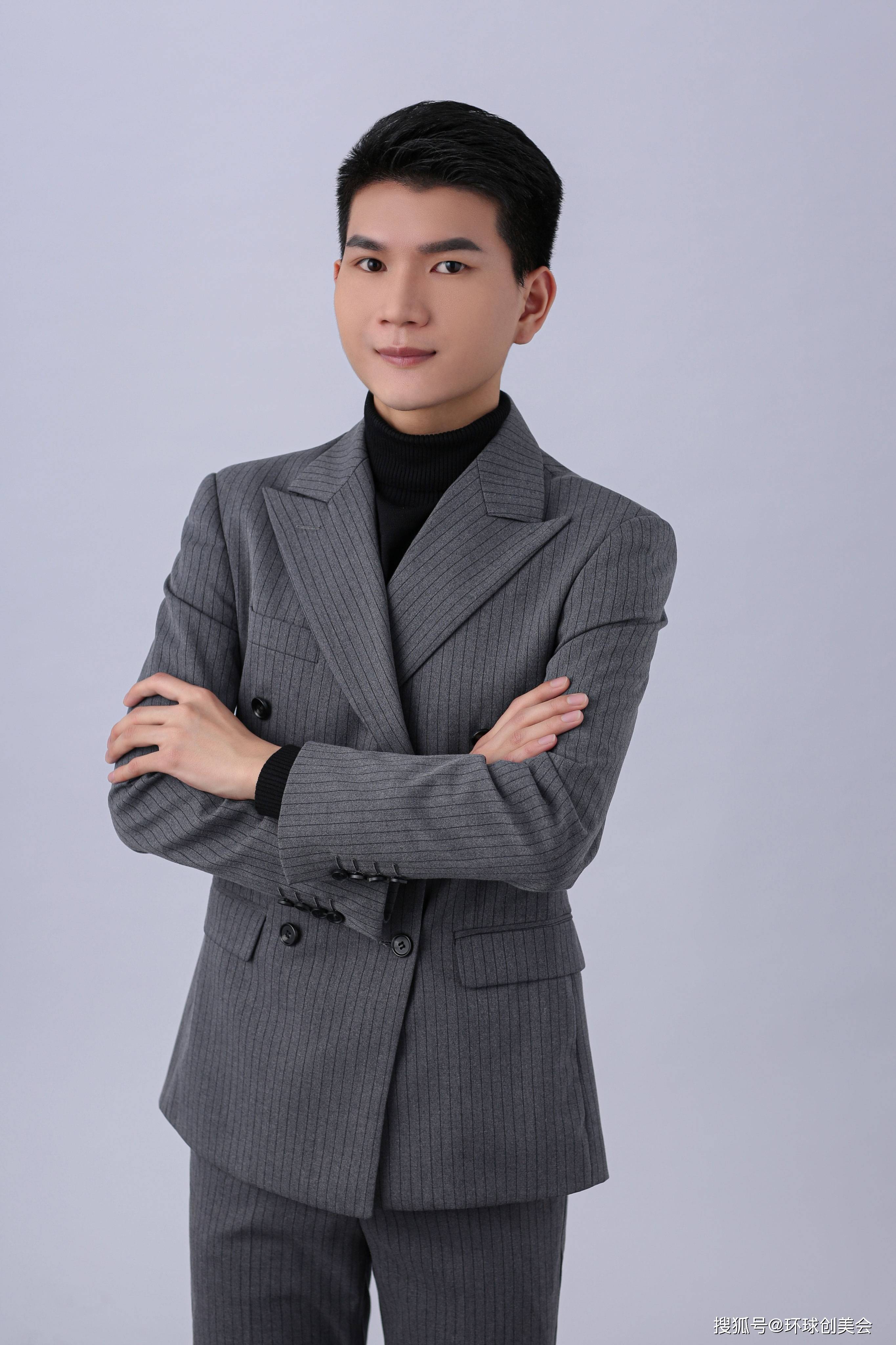 何联霞 公关与传播总监